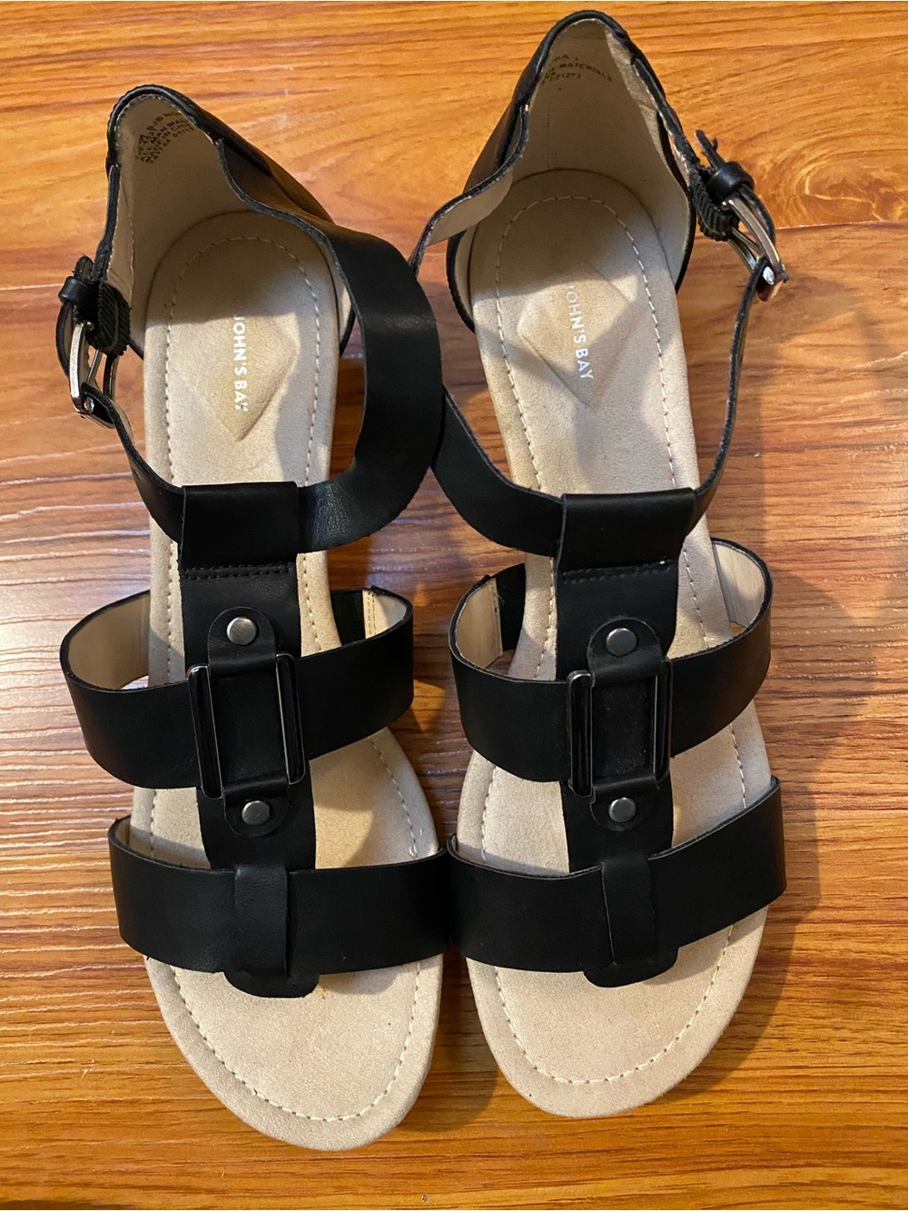 Women's Black Leather T-Strap Sandals with Buckle